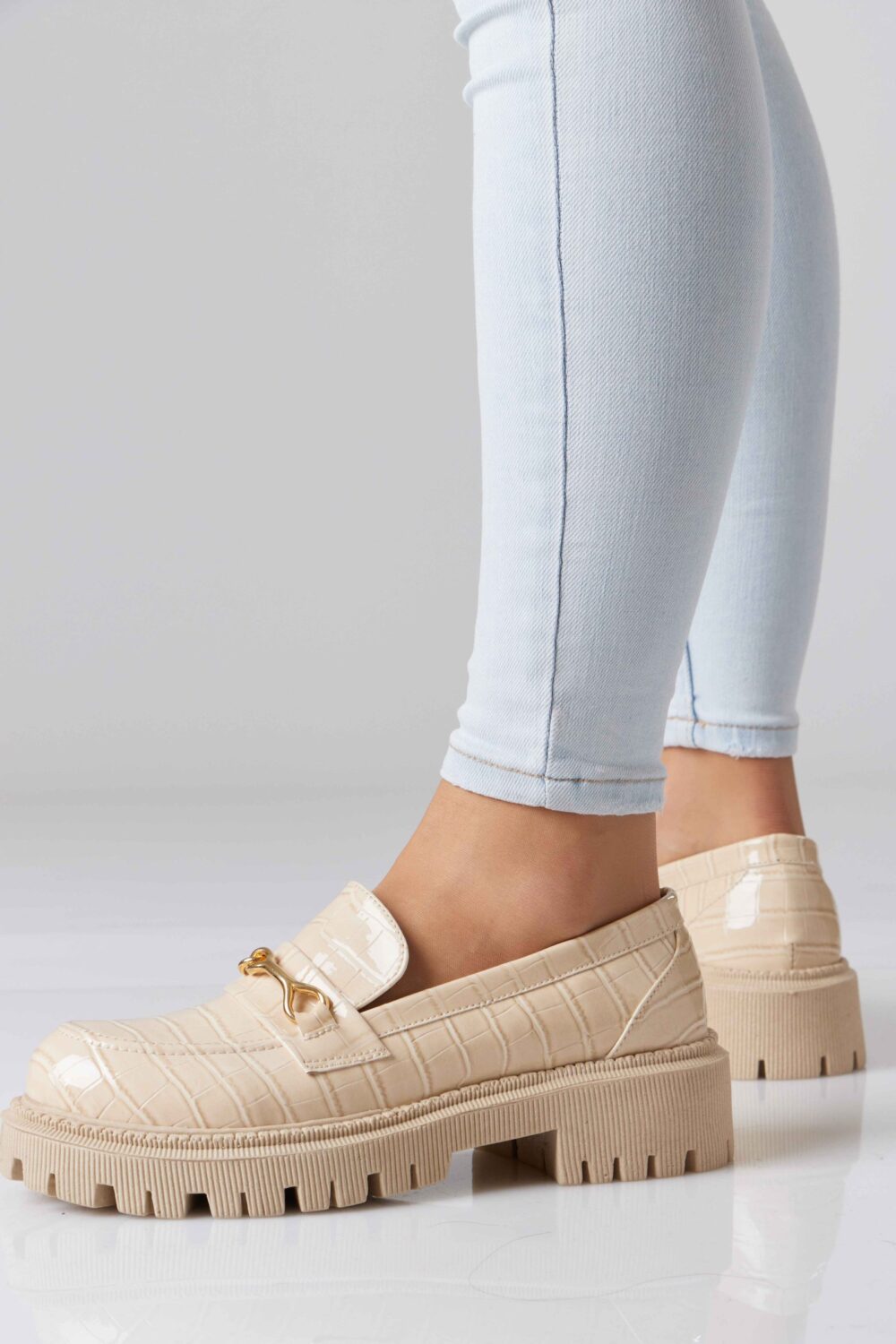Gold Chain Leather Loafer - Image 4