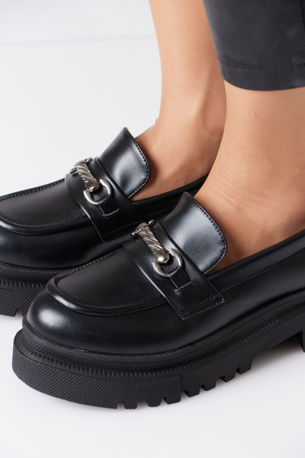 Chunky Leather Loafer with Chain - Image 7